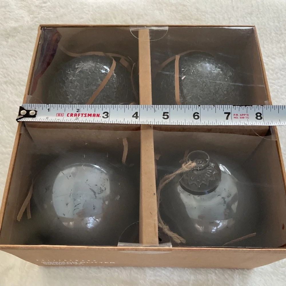New Pottery Barn German Glitter Mercury Ornaments Set of 4 Gray Unopened